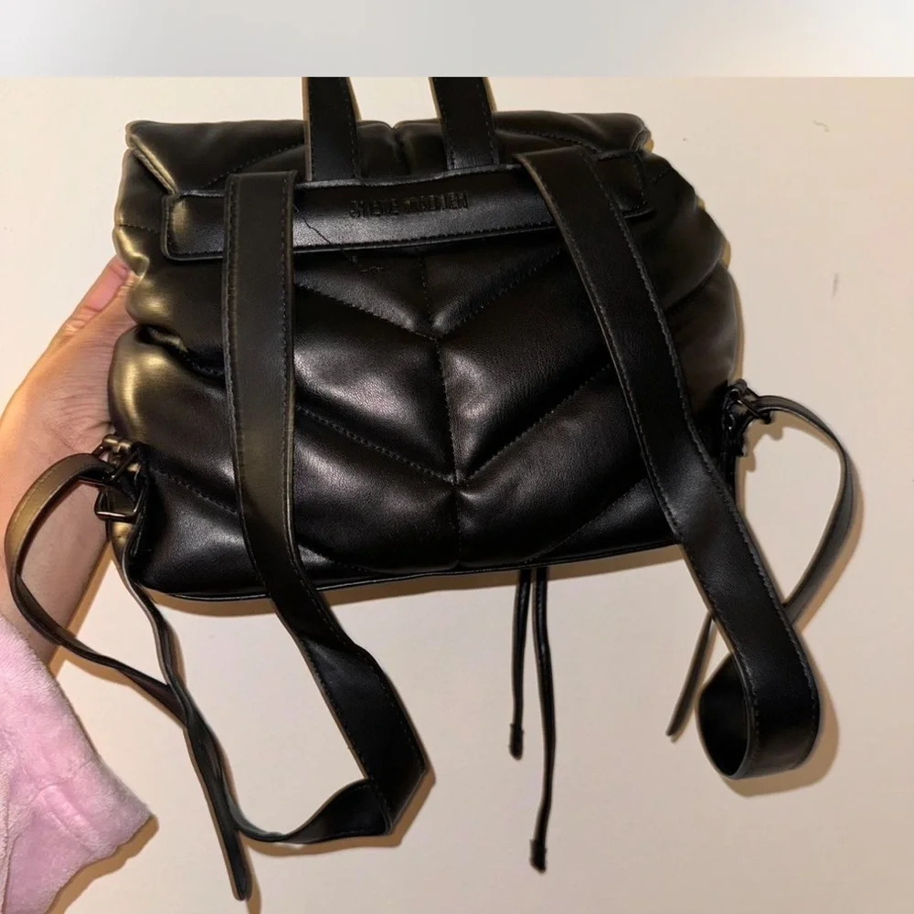 steve madden - Picture 2 of 4